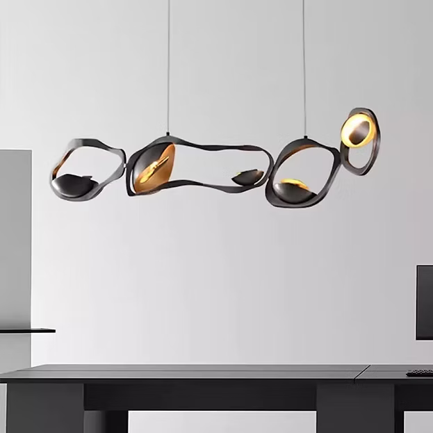 Moderne lineare Pendelleuchte für Wohnzimmer