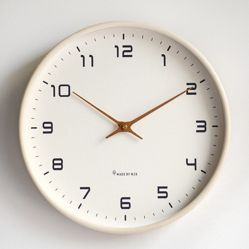 Stilvolle skandinavische Holz-Wanduhr-Aster Selection