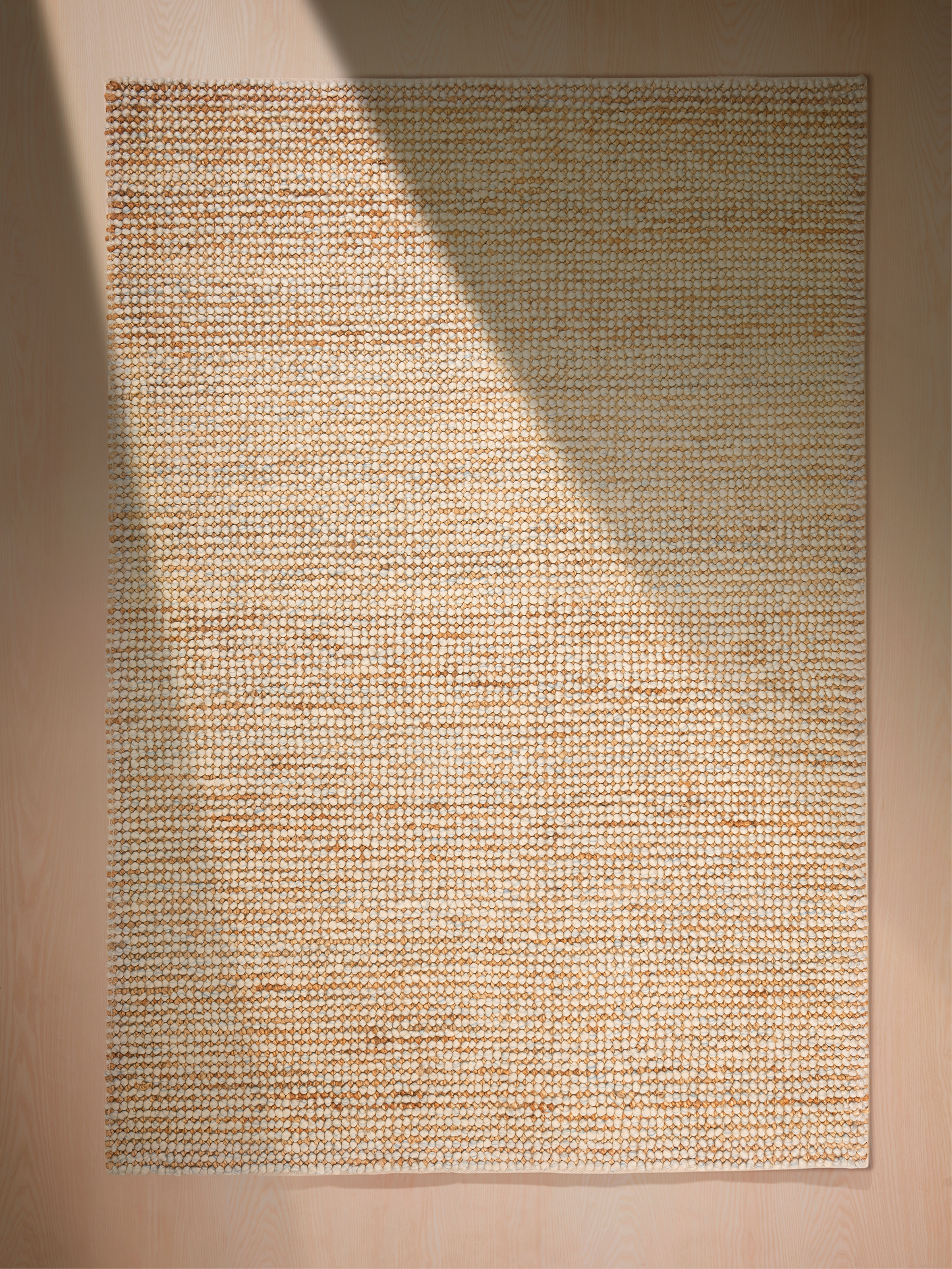 Beiger Woll-Jute Teppich