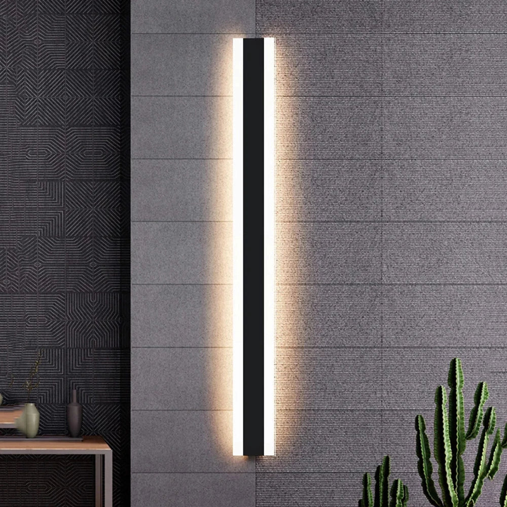 Designer outdoor lamp – Elegant wall lighting for outdoors
