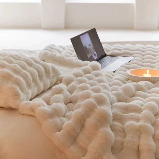 Kaninchenfell-Imitat Decke – Flauschig und Warm-Aster Selection
