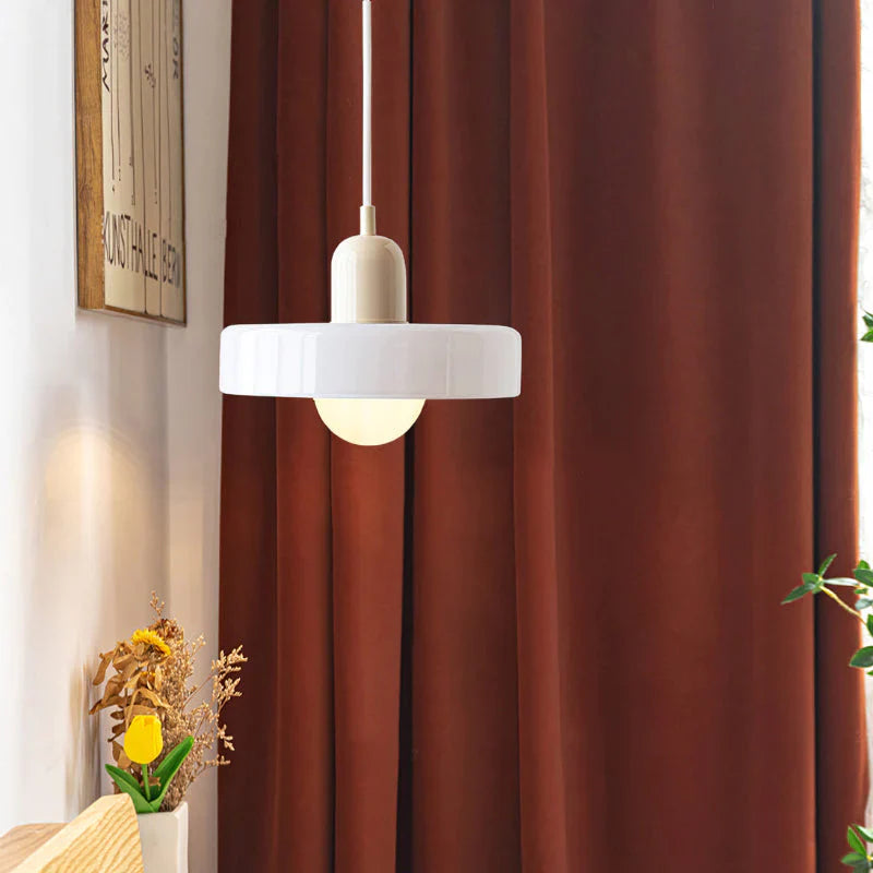 Transparent pendant lamp in Scandinavian style