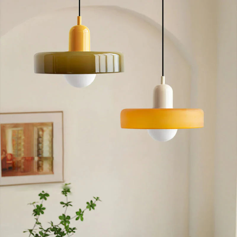 Transparent pendant lamp in Scandinavian style