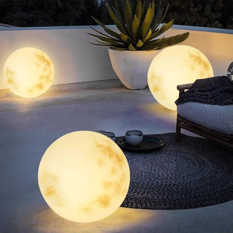 Solar Gartenleuchte im Mondlicht-Design