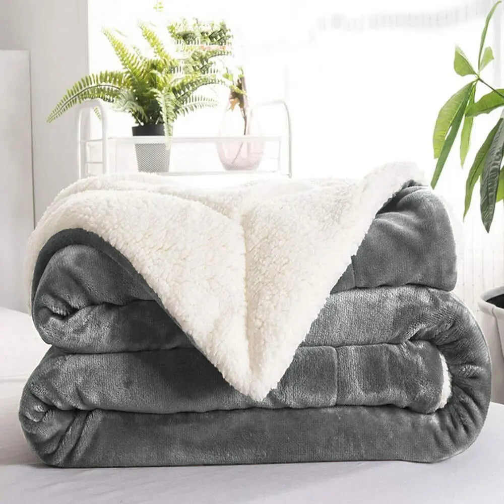 Warme Ganzjahresdecke