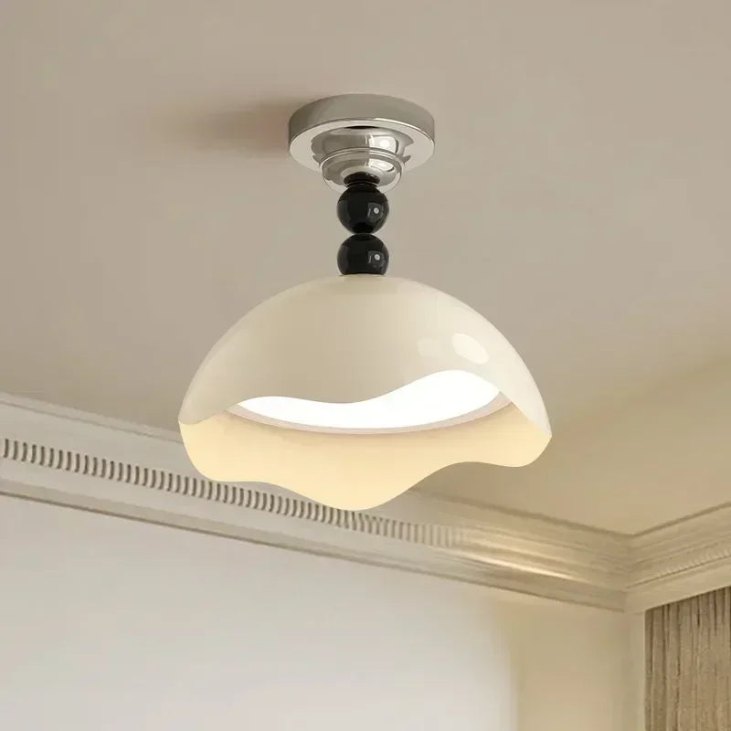 Designer-Hängelampe mit Lichtkugeln