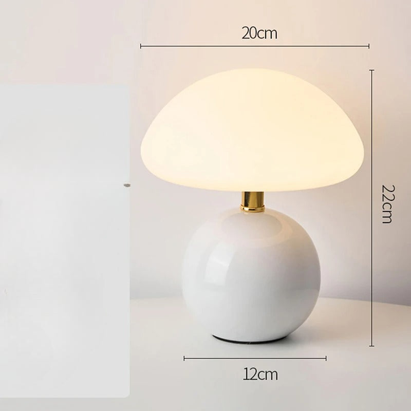 Moderne, per USB aufladbare Tischlampe