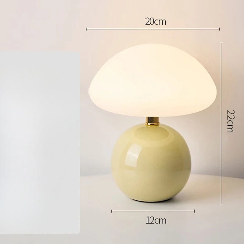 Moderne, per USB aufladbare Tischlampe