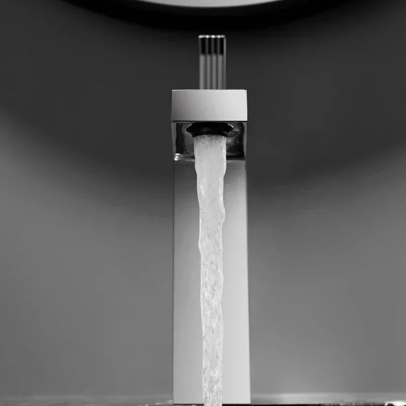 AquaDesign – Metal washbasin faucet