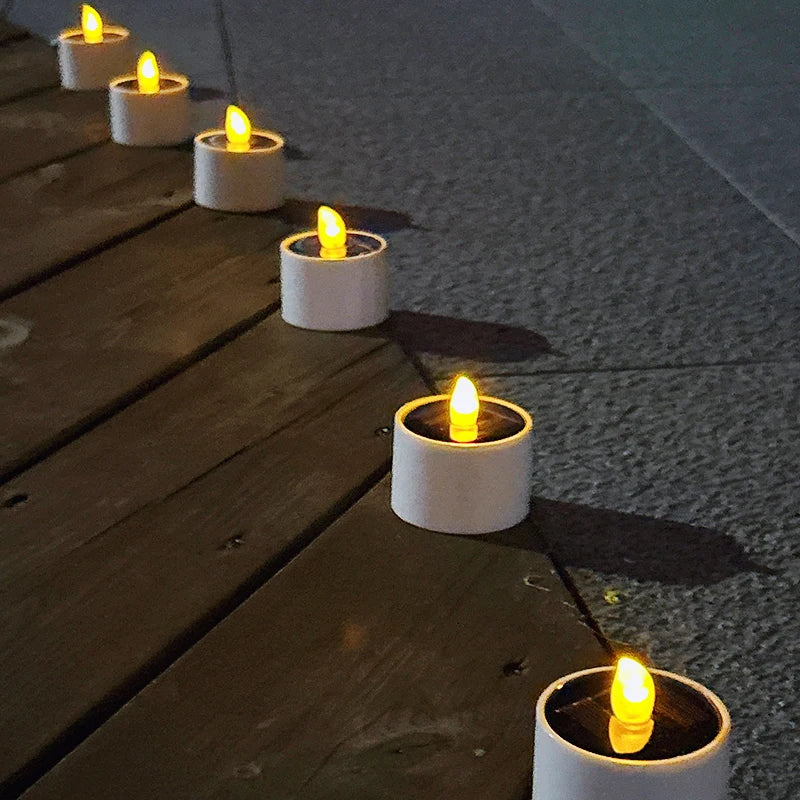 Festive AmbianceFlicker solar candles for Christmas