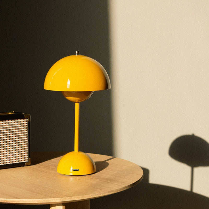 Flowerpot table lamp without cable