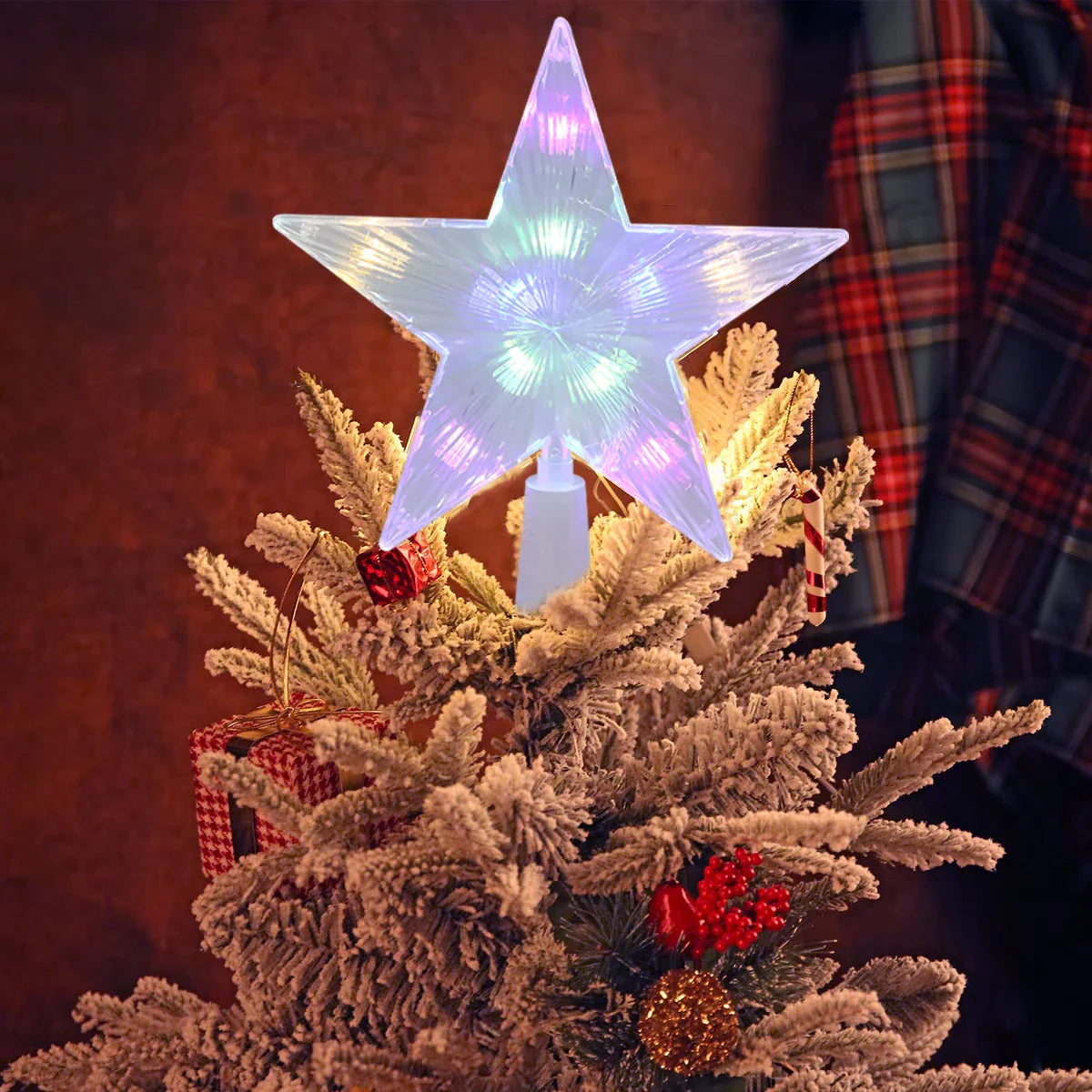 Glittering star lights for the Christmas tree