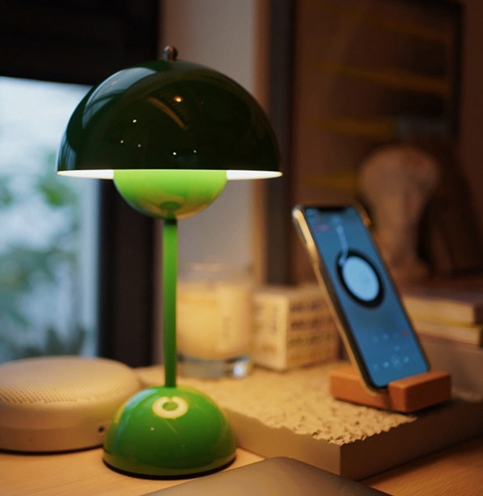 Flowerpot table lamp without cable