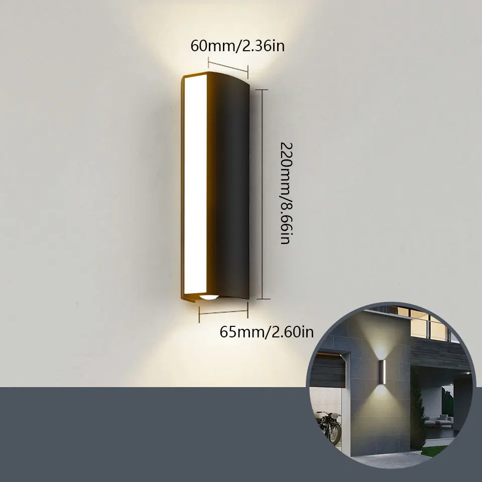 Schmale LED-Wandleuchte für den Außenbereich
