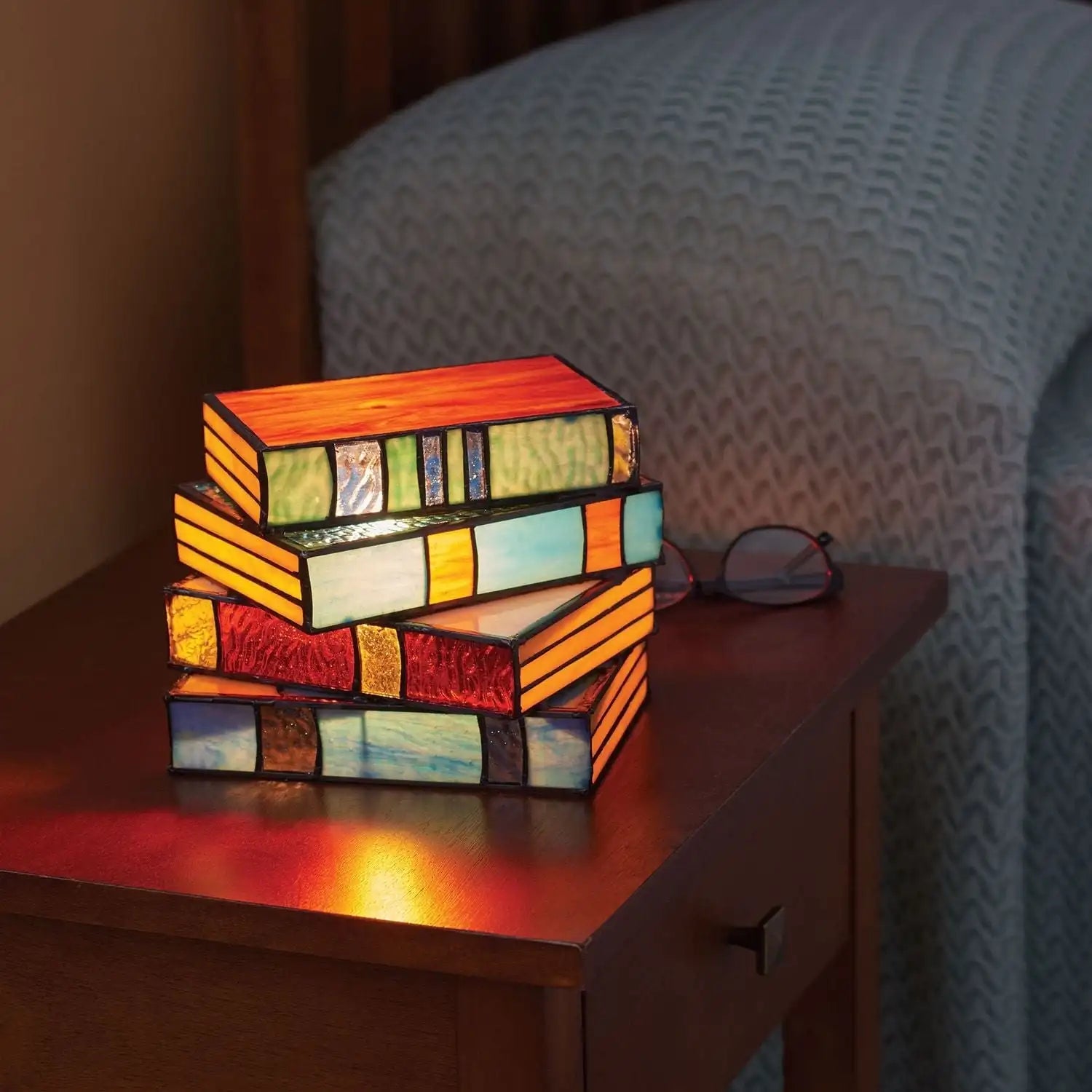 GlassNovel - Lampe de table artistique en vitrail pour une ambiance élégante