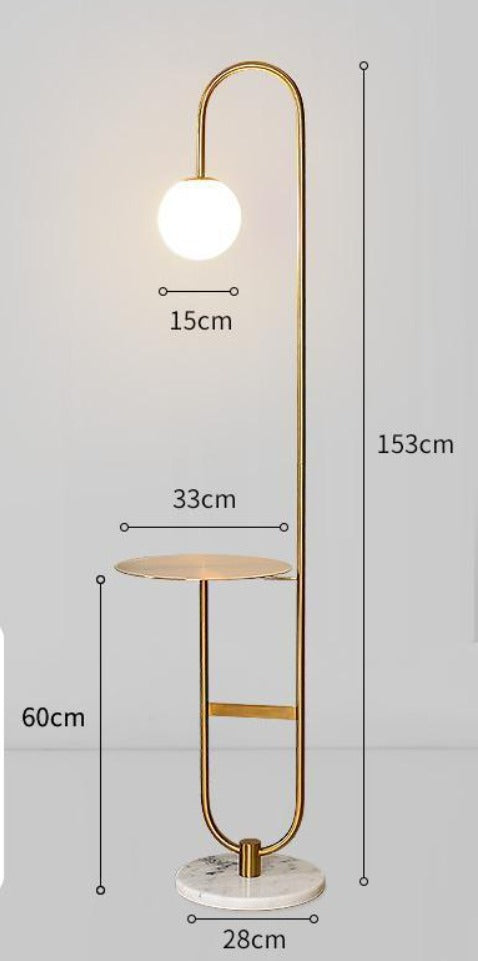 Moderne Stehlampe mit integriertem Beistelltisch