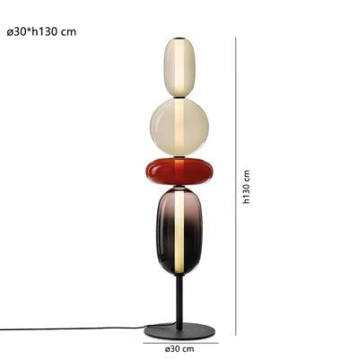 Designer-Stehlampe mit Farbdetails