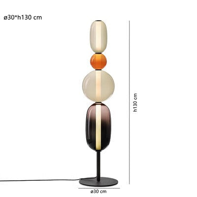 Designer-Stehlampe mit Farbdetails