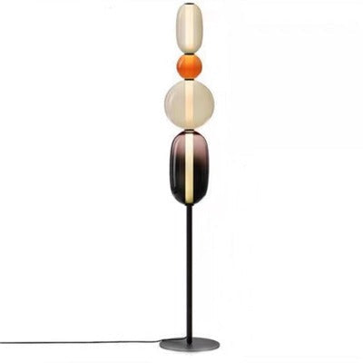 Designer-Stehlampe mit Farbdetails
