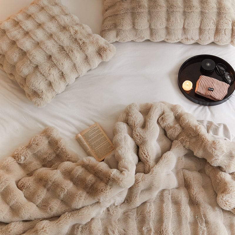 Kaninchenfell-Imitat Decke – Flauschig und Warm-Aster Selection