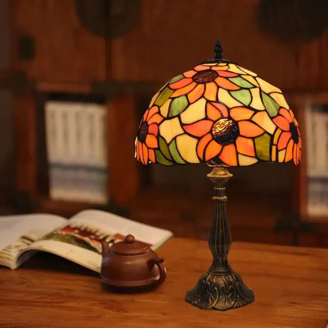 Kabellose Tischlampe im Tiffany-Stil