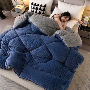 Heavy Sherpa Blanket with Quilt Layer