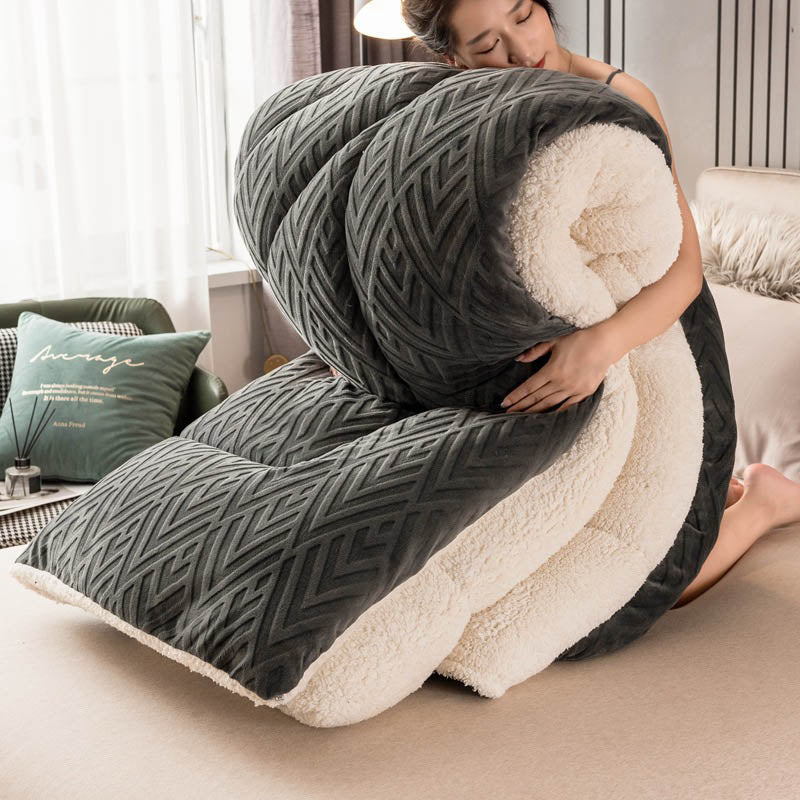 Heavy Sherpa Blanket with Quilt Layer