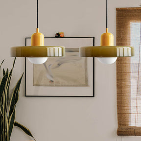 Bauhaus Hängeleuchte aus Buntglas