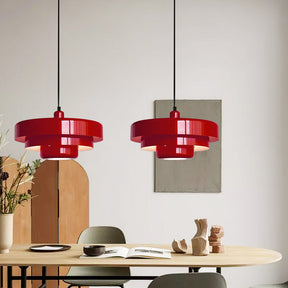 Pendelleuchte im Bauhaus-Stil