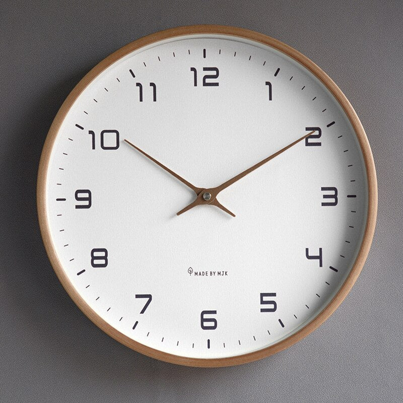 Stilvolle skandinavische Holz-Wanduhr-Aster Selection