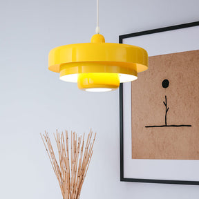 Pendelleuchte im Bauhaus-Stil