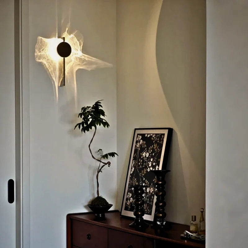 Auralis Moderne Wellen-Wandleuchte aus Aluminium und Edelstahl