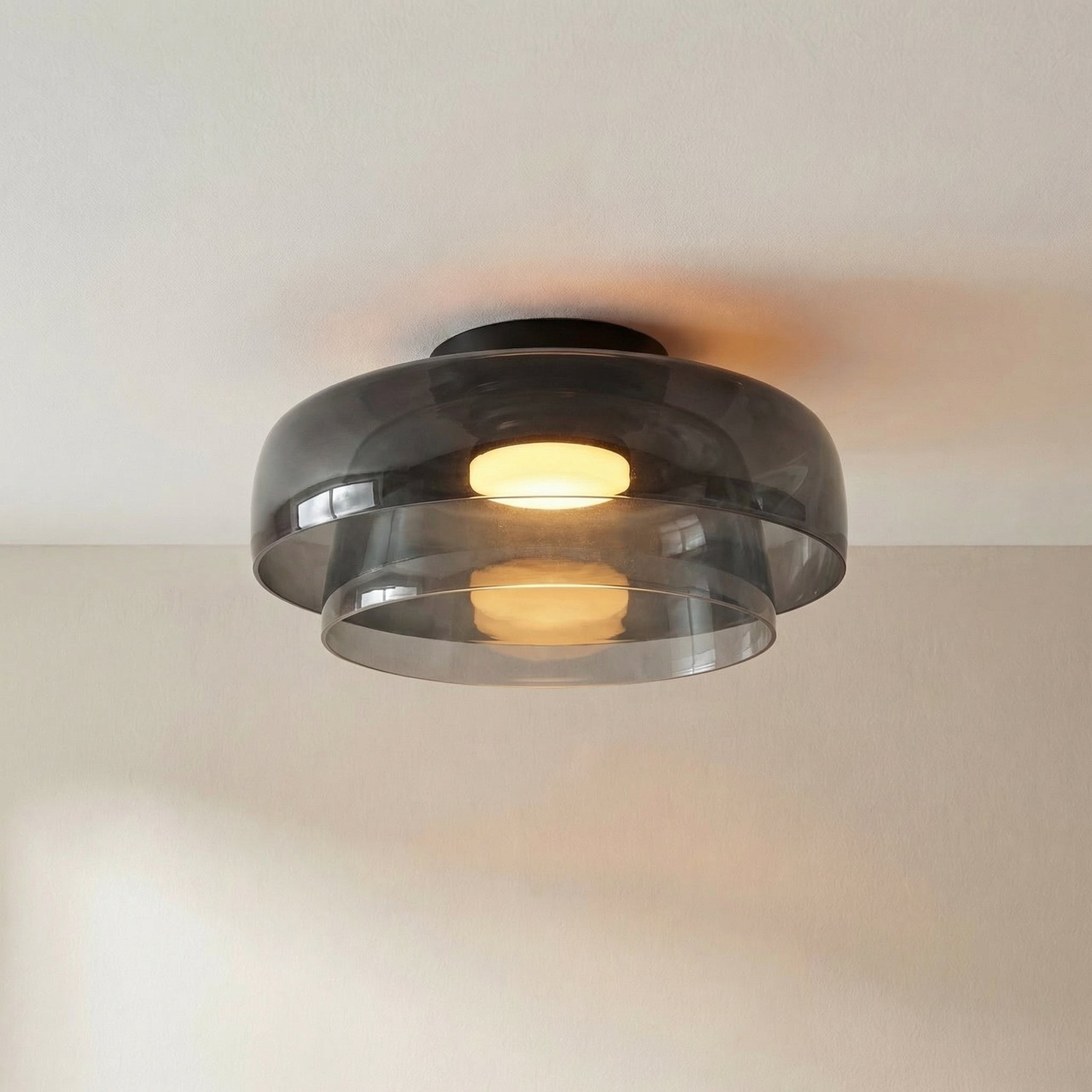 Moderne Bauhaus Pendelleuchte aus geschichtetem Glas