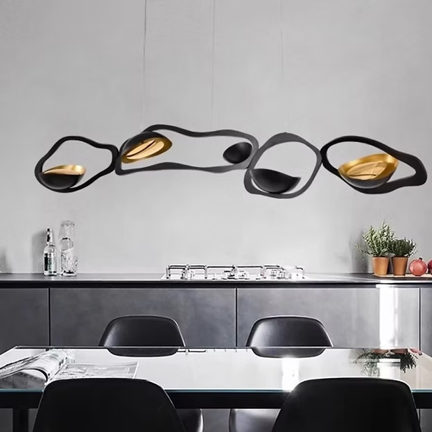 Moderne lineare Pendelleuchte für Wohnzimmer