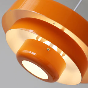 Pendelleuchte im Bauhaus-Stil