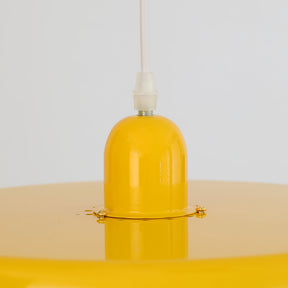Pendelleuchte im Bauhaus-Stil