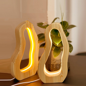 Lampe de table en bois naturel