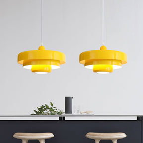 Pendelleuchte im Bauhaus-Stil