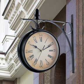 Vintage Doppelseitige Wanduhr in Schwarz