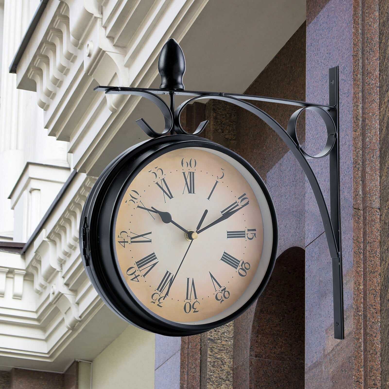 Retro-Doppel­seitige Wanduhr in Schwarz