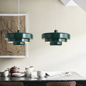 Pendelleuchte im Bauhaus-Stil