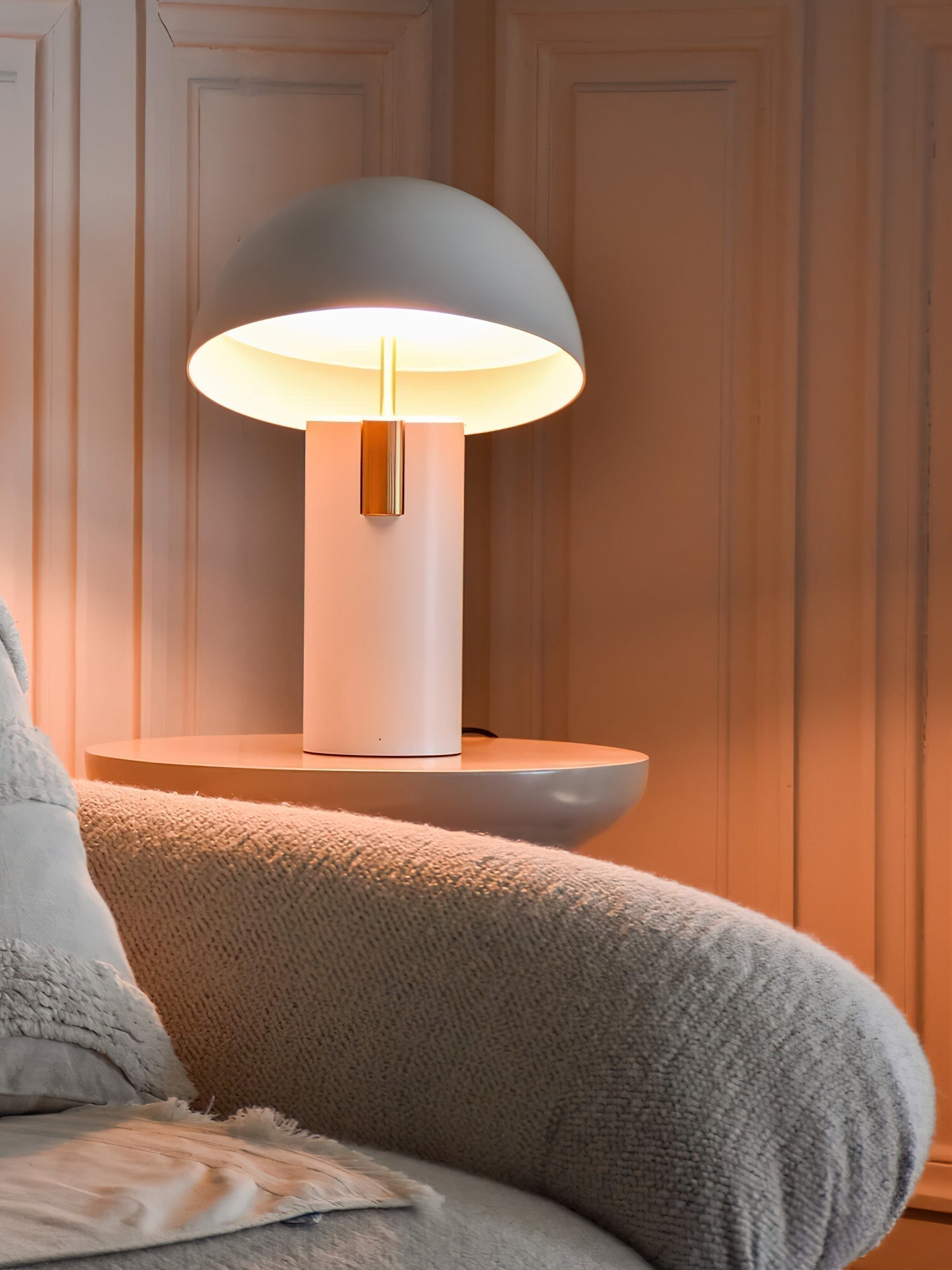 Lampe de table moderne pour une lumière agréable