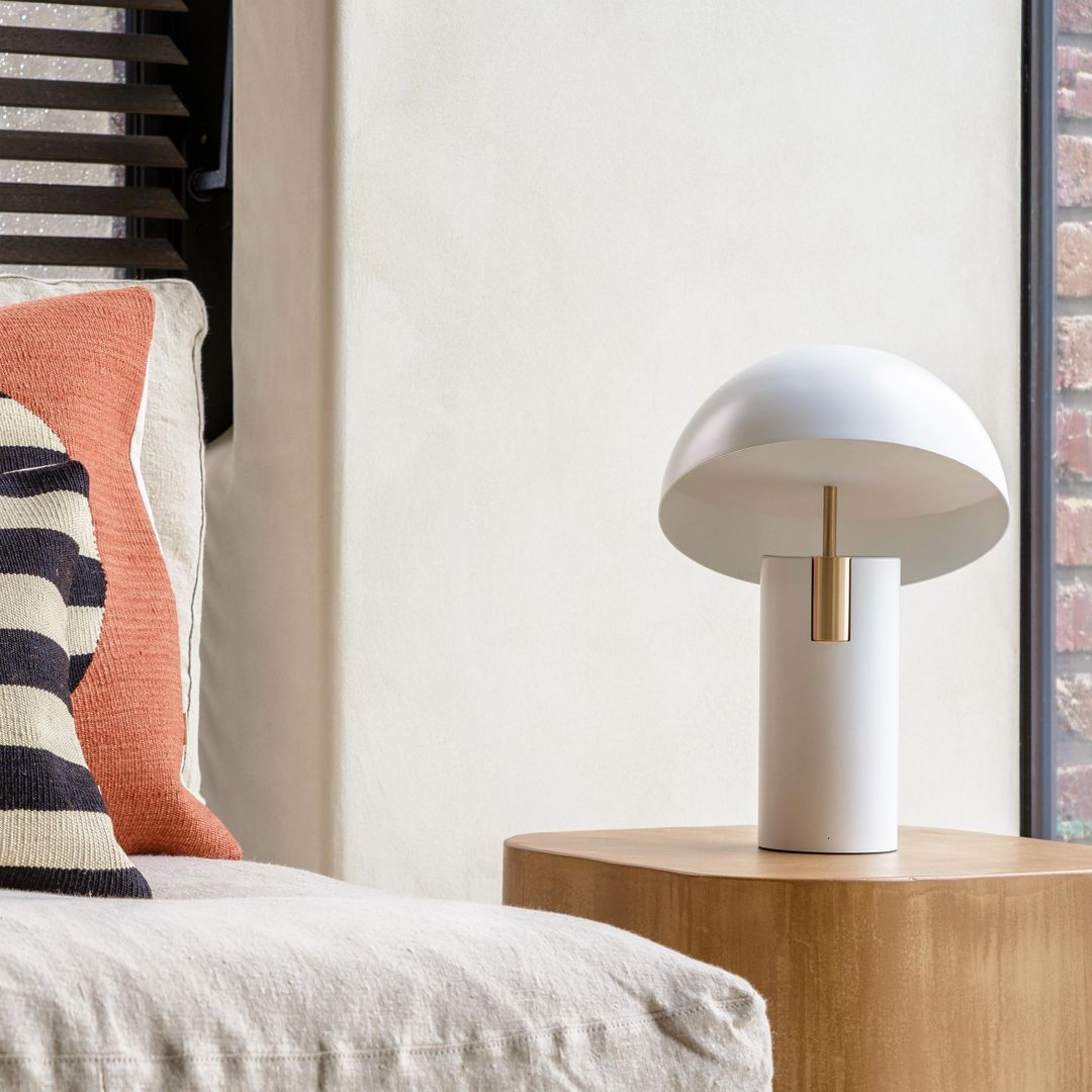 Lampe de table moderne pour une lumière agréable