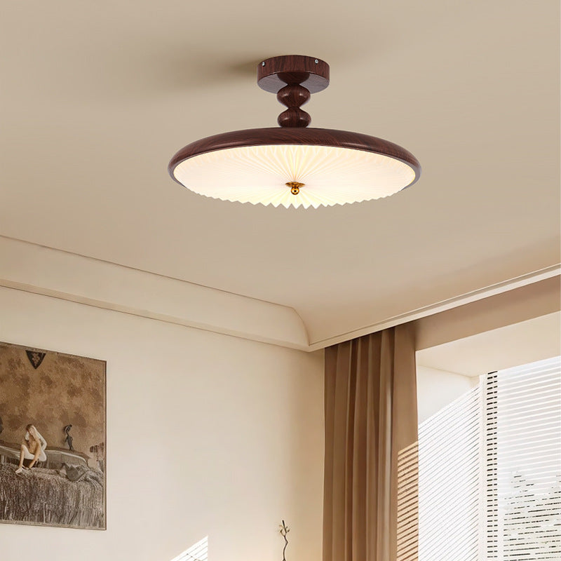 Halbeinbau-Deckenlampe mit Falten- und Perlenoptik