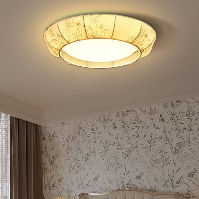 Traditionelle französische Flush-Mount-Lampe