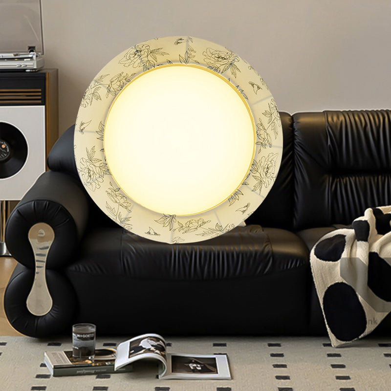 Traditionelle französische Flush-Mount-Lampe