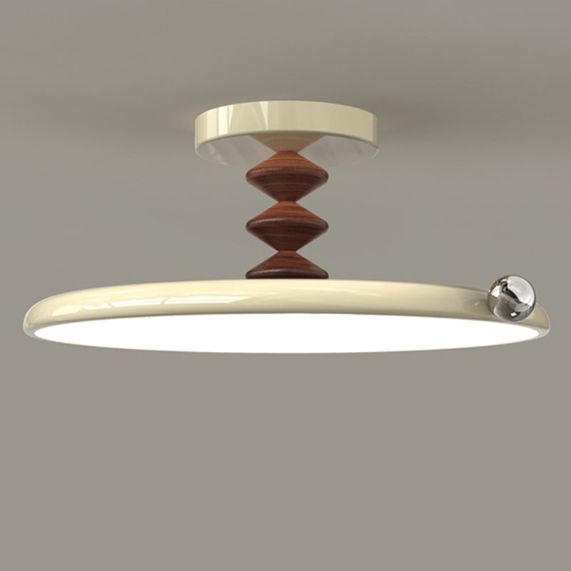Zeitgenössische Halbeinbau-Deckenlampe
