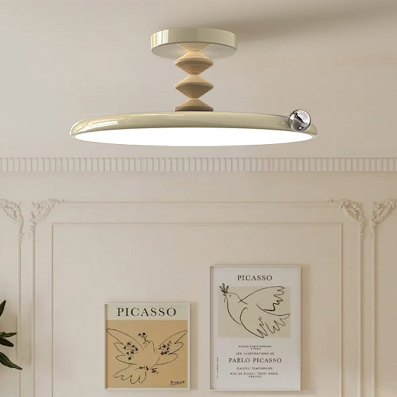 Zeitgenössische Halbeinbau-Deckenlampe