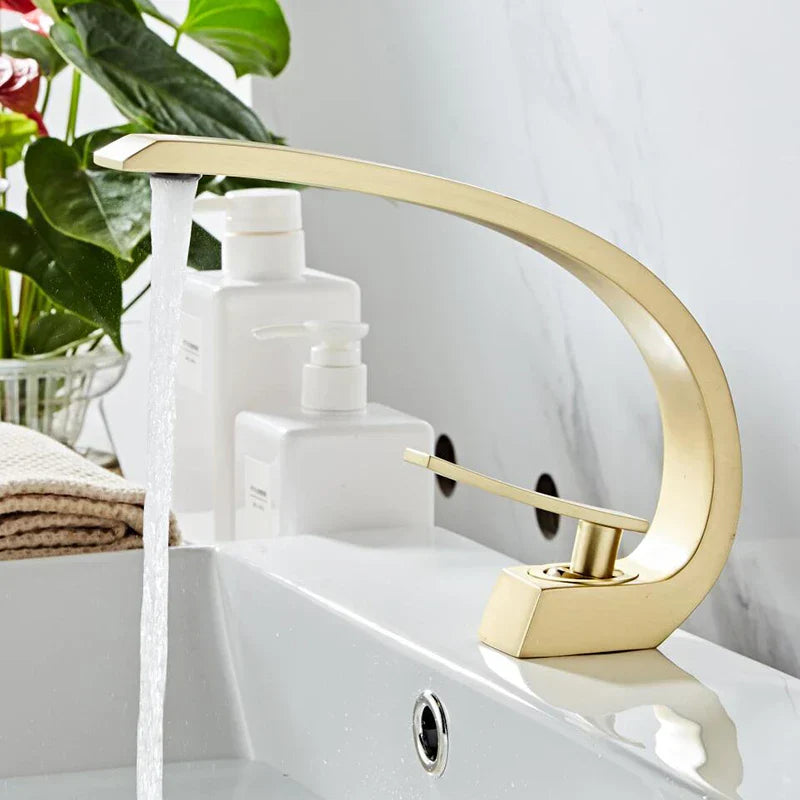 Moderner Badezimmer-Wasserhahn – Stilvoll & Funktional-Aster Selection