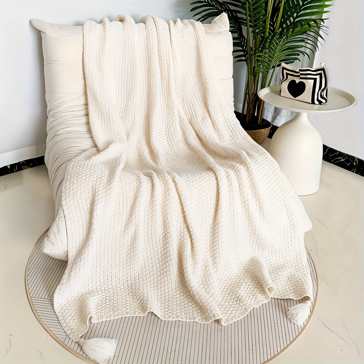 Cozy knitted blanket – perfect for summer &amp; winter